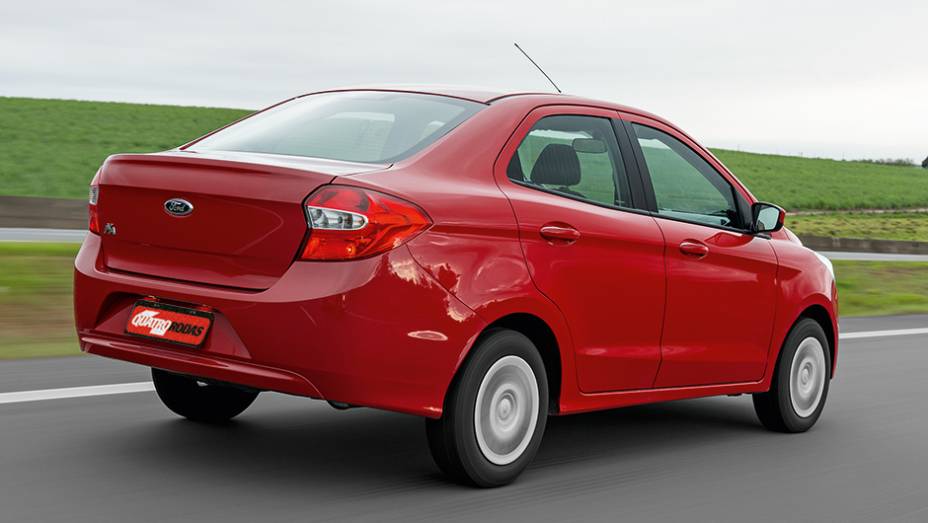 O Ka+ 1.0 chega em três versões e pode custar até R$ 42.490 | <a href="https://gutenberg.quatrorodas.abril.com.br/carros/testes/ford-ka-1-0-824120.shtml" target="_blank" rel="migration">Leia mais</a>