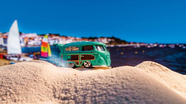 Kool Kombi é um dos principais modelos da linha básica de 2015 | <a href="https://gutenberg.quatrorodas.abril.com.br/reportagens/geral/carrinhos-todos-855183.shtml" target="_blank" rel="migration">Leia mais</a> Kool Kombi é um dos principais modelos da linha básica de 2015 | <a href="https://gutenberg.quatrorodas.abril.com.br/reportagens/geral/carrinhos-todos-855183.shtml" target="_blank" rel="migration">Leia mais</a>