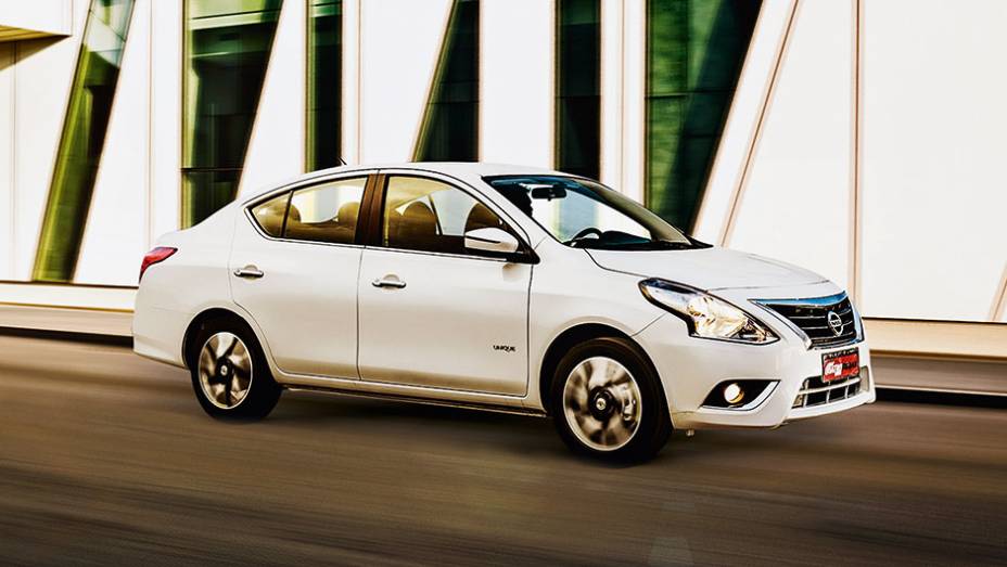 Versão sedã do March, o novo Versa lembramais o Sentra | <a href="https://gutenberg.quatrorodas.abril.com.br/carros/testes/nissan-versa-857084.shtml" target="_blank" rel="migration">Leia mais</a>