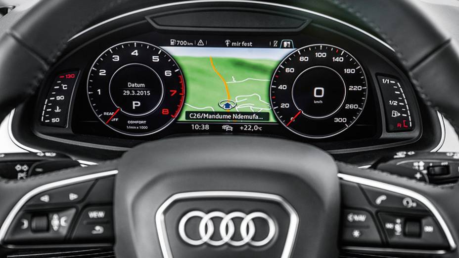 Contagiros, veloc&iacute;metro e visor que tem at&eacute; GPS s&atilde;o uma tela 100% digital | <a href="https://gutenberg.quatrorodas.abril.com.br//carros/impressoes/audi-q7-866880.shtml" target="_blank" rel="migration">Leia mais</a>