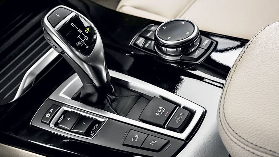 <a href="https://gutenberg.quatrorodas.abril.com.br/carros/testes/bmw-x4-866442.shtml" target="_blank" rel="migration">Leia mais</a> <a href="https://gutenberg.quatrorodas.abril.com.br/carros/testes/bmw-x4-866442.shtml" target="_blank" rel="migration">Leia mais</a>