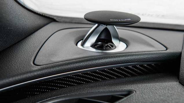 Tweeters doáudio Bang& Olufsense erguemquando ocarro é ligado | <a href="https://gutenberg.quatrorodas.abril.com.br/carros/testes/audi-rs-7-880560.shtml" target="_blank" rel="migration">Leia mais</a> Tweeters doáudio Bang& Olufsense erguemquando ocarro é ligado | <a href="https://gutenberg.quatrorodas.abril.com.br/carros/testes/audi-rs-7-880560.shtml" target="_blank" rel="migration">Leia mais</a>