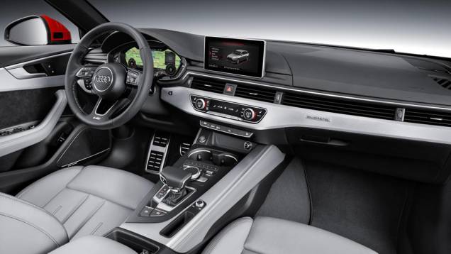 Por dentro, na parte da frente, os destaques são as duas telas do painel com os instrumentos e sistema de entretenimento | <a href="https://gutenberg.quatrorodas.abril.com.br/noticias/fabricantes/audi-revela-novo-a4-882500.shtml" rel="migration">Leia mais</a> Por dentro, na parte da frente, os destaques são as duas telas do painel com os instrumentos e sistema de entretenimento | <a href="https://gutenberg.quatrorodas.abril.com.br/noticias/fabricantes/audi-revela-novo-a4-882500.shtml" rel="migration">Leia mais</a>