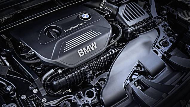 Motores são 2.0 litros de quatro cilindros, porém uma opção é polêmica: um bloco 1.5 de três cilindros | <a href="https://gutenberg.quatrorodas.abril.com.br/noticias/fabricantes/bmw-lanca-x1-2016-872821.shtml" rel="migration">Leia mais</a> Motores são 2.0 litros de quatro cilindros, porém uma opção é polêmica: um bloco 1.5 de três cilindros | <a href="https://gutenberg.quatrorodas.abril.com.br/noticias/fabricantes/bmw-lanca-x1-2016-872821.shtml" rel="migration">Leia mais</a>