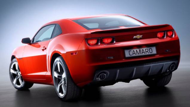 <a href="https://gutenberg.quatrorodas.abril.com.br/noticias/chevrolet-camaro-chega-europa-305036_p.shtml" rel="migration">Leia mais</a> <a href="https://gutenberg.quatrorodas.abril.com.br/noticias/chevrolet-camaro-chega-europa-305036_p.shtml" rel="migration">Leia mais</a>