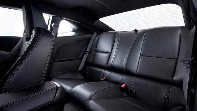 <a href="https://gutenberg.quatrorodas.abril.com.br/noticias/chevrolet-camaro-chega-europa-305036_p.shtml" rel="migration">Leia mais</a> <a href="https://gutenberg.quatrorodas.abril.com.br/noticias/chevrolet-camaro-chega-europa-305036_p.shtml" rel="migration">Leia mais</a>
