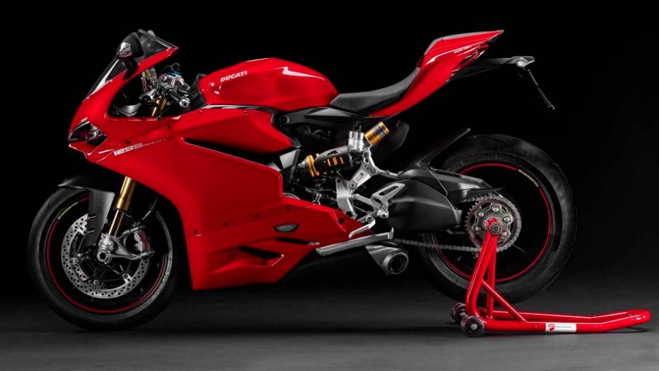 Ducati 1299 Panigale S | <a href="https://gutenberg.quatrorodas.abril.com.br/moto/noticias/confira-novidades-salao-milao-2014-812658.shtml" rel="migration">Leia mais</a>