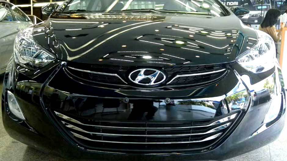Elantra na concessionária