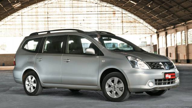 Nissan Livina: 3/5 | <a href="https://gutenberg.quatrorodas.abril.com.br/noticias/carros-mais-menos-resistentes-alagamentos-731244.shtml" rel="migration">Leia mais</a> Nissan Livina: 3/5 | <a href="https://gutenberg.quatrorodas.abril.com.br/noticias/carros-mais-menos-resistentes-alagamentos-731244.shtml" rel="migration">Leia mais</a>