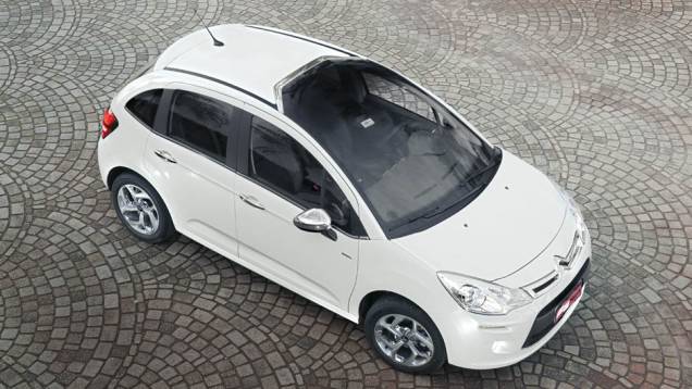 Novo Citroën C3: 3,5/5 | <a href="https://gutenberg.quatrorodas.abril.com.br/noticias/carros-mais-menos-resistentes-alagamentos-731244.shtml" rel="migration">Leia mais</a> Novo Citroën C3: 3,5/5 | <a href="https://gutenberg.quatrorodas.abril.com.br/noticias/carros-mais-menos-resistentes-alagamentos-731244.shtml" rel="migration">Leia mais</a>