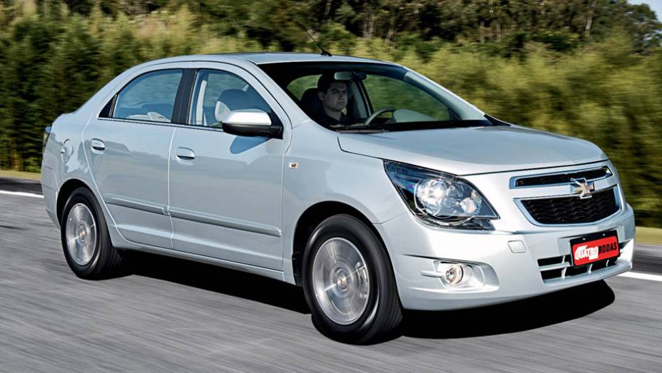 Chevrolet Cobalt: 4/5 | <a href="https://gutenberg.quatrorodas.abril.com.br/noticias/carros-mais-menos-resistentes-alagamentos-731244.shtml" rel="migration">Leia mais</a>