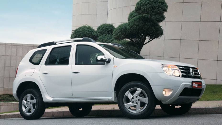 Renault Duster: 4/5 | <a href="https://gutenberg.quatrorodas.abril.com.br/noticias/carros-mais-menos-resistentes-alagamentos-731244.shtml" rel="migration">Leia mais</a>