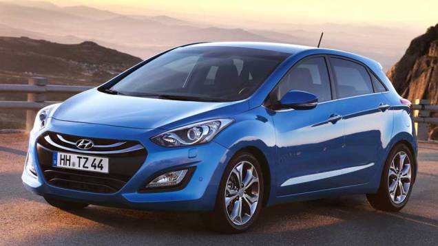 Grade da nova geração tem novo formato hexagonal - <a href="https://gutenberg.quatrorodas.abril.com.br/reportagens/salao/hyundai-i30-639880.shtml" rel="migration">Leia Mais</a> Grade da nova geração tem novo formato hexagonal - <a href="https://gutenberg.quatrorodas.abril.com.br/reportagens/salao/hyundai-i30-639880.shtml" rel="migration">Leia Mais</a>