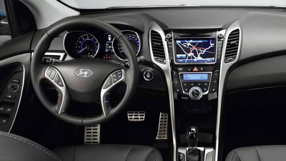 De acordo com a Hyundai, hatch ganhou mais espaço interno - <a href="https://gutenberg.quatrorodas.abril.com.br/reportagens/salao/hyundai-i30-639880.shtml" rel="migration">Leia Mais</a>
