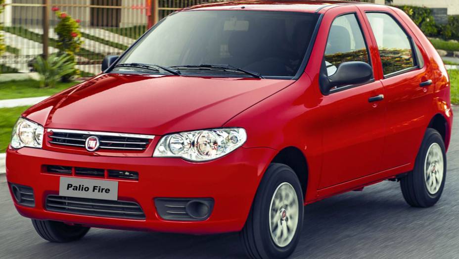 Subcompactos: Fiat Palio Fire 1.8 8V Flex - 9,4 km/l etanol - 14,3 km/l gasolina | <a href="https://gutenberg.quatrorodas.abril.com.br/noticias/mercado/inmetro-divulga-ranking-2015-programa-etiquetagem-veicular-827512.shtml" rel="migration">Leia mais</a>