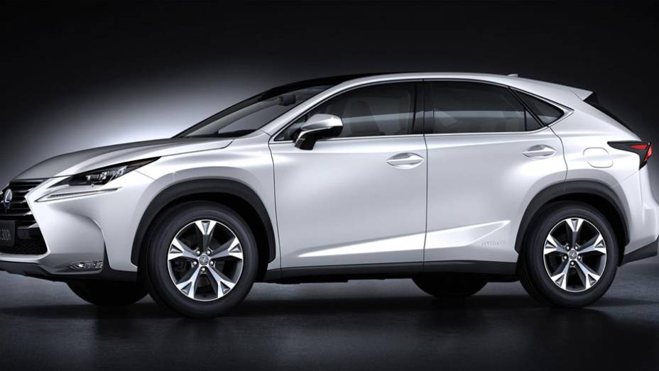 Lexus NX 2015 é lançado no Salão de Pequim | <a href="https://gutenberg.quatrorodas.abril.com.br/noticias/saloes/pequim-2014/lexus-revela-crossover-nx-2015-pequim-780341.shtml" rel="migration">Leia mais</a>