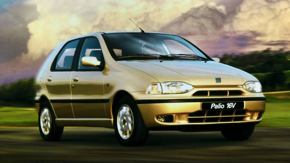 O design moderno foi obra do estúdio italiano I.D.E.A O design moderno foi obra do estúdio italiano I.D.E.A