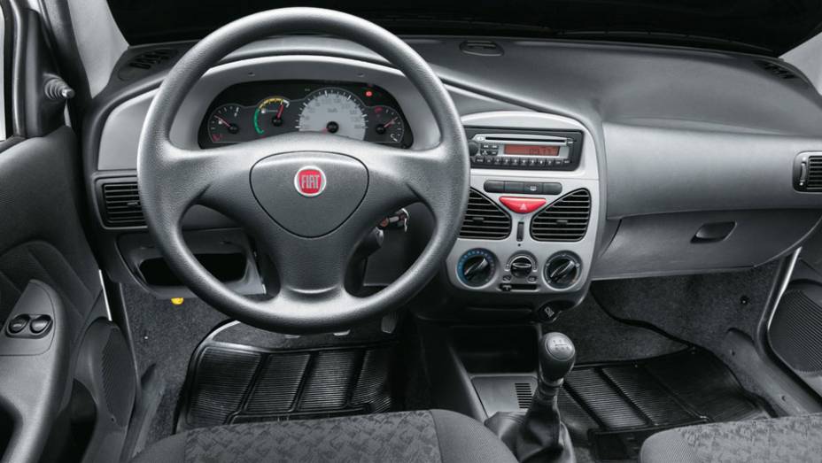 O painel sofreu leves alterações e não mudaria na geração seguinte O painel sofreu leves alterações e não mudaria na geração seguinte