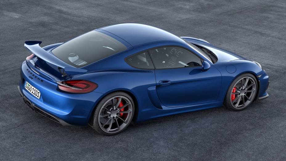 Números que o colocam ao lado da Mercedes SLS AMG, por exemplo | <a href="https://gutenberg.quatrorodas.abril.com.br/noticias/fabricantes/porsche-lanca-novo-cayman-gt4-832160.shtml" rel="migration">Leia mais</a>