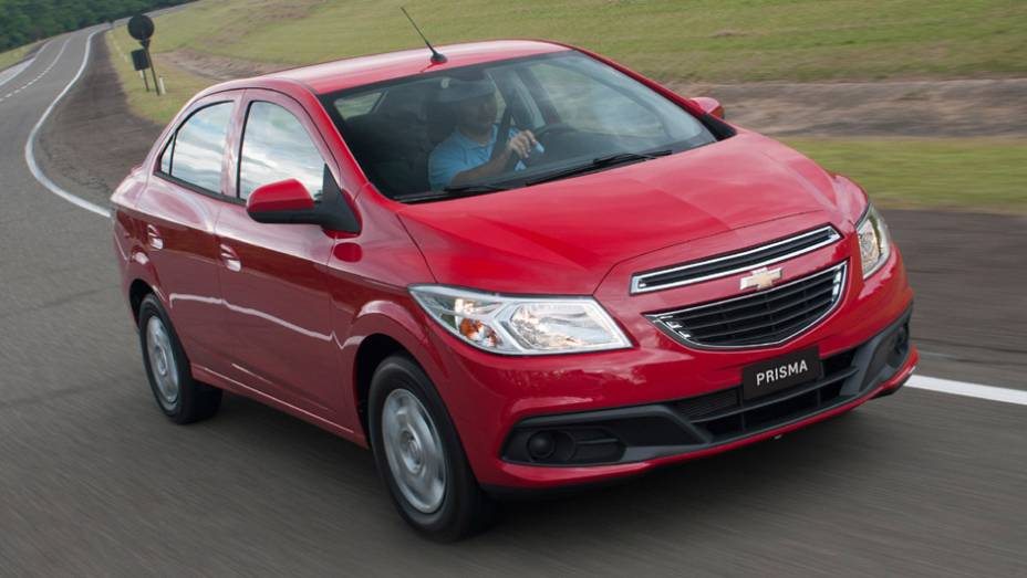 Novo Chevrolet Prisma | <a href="https://gutenberg.quatrorodas.abril.com.br/carros/lancamentos/novo-chevrolet-prisma-custa-partir-r-xx-xxx-733233.shtml" rel="migration">Leia mais</a>