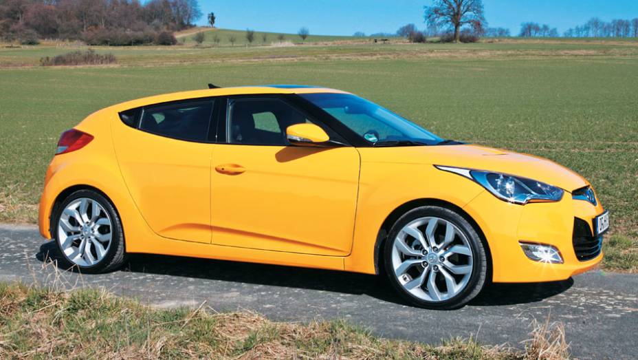 O segredo da terceira porta está na sua discrição, cuja maçaneta fica oculta junto ao vidro O segredo da terceira porta está na sua discrição, cuja maçaneta fica oculta junto ao vidro