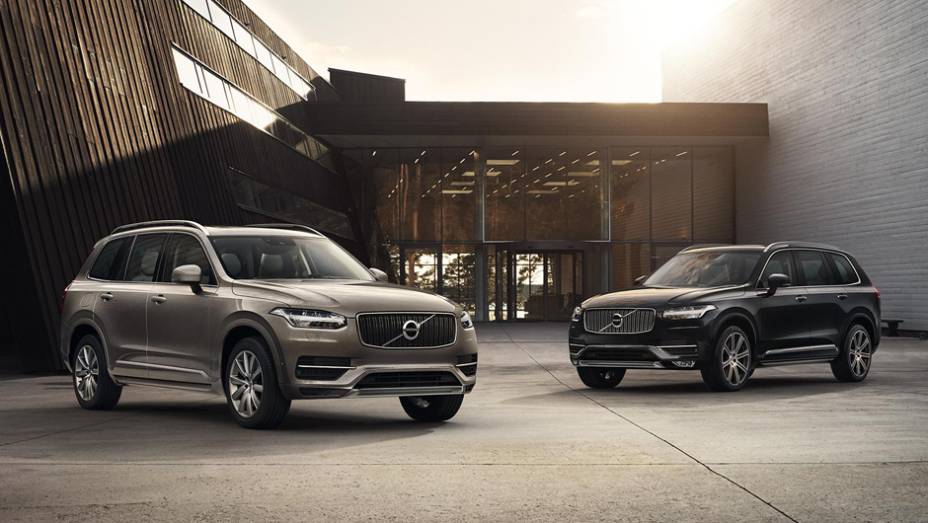 Modelo foi completamente remodelado em rela&ccedil;&atilde;o ao seu antecessor | <a href="https://gutenberg.quatrorodas.abril.com.br/carros/lancamentos/volvo-xc90-797953.shtml" rel="migration">Leia mais</a>