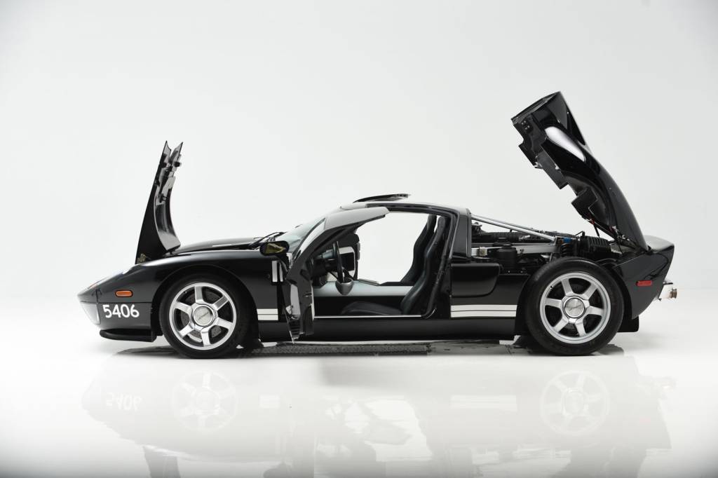 Ford GT Ford GT de perfil