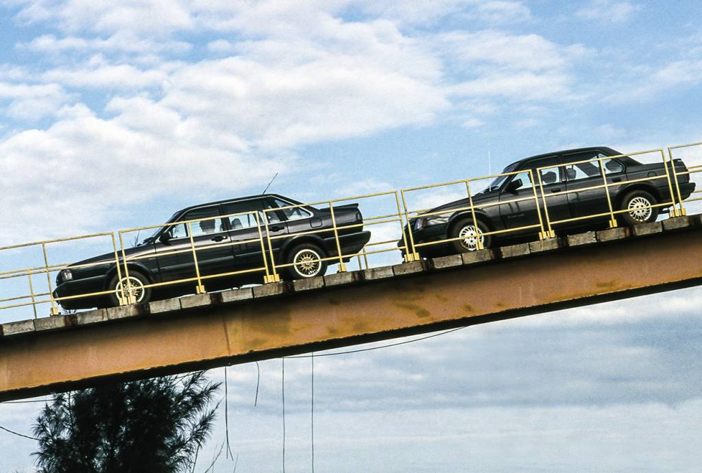 Santana Executivo x Monza 500 EF Eles eram os carros mais caros e luxuosos do país na época