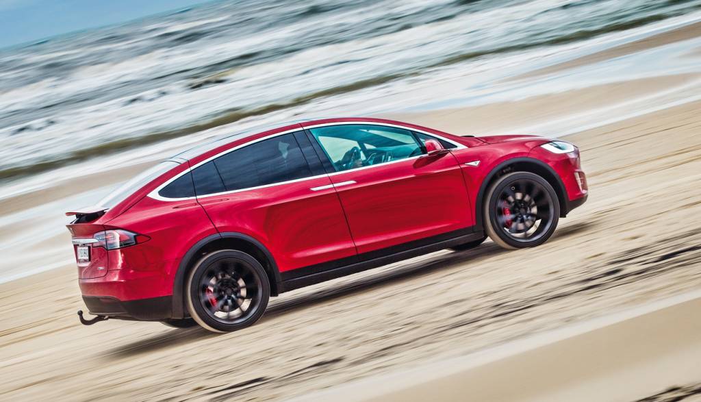 A proposta é SUV, mas o estilo está mais para hatch