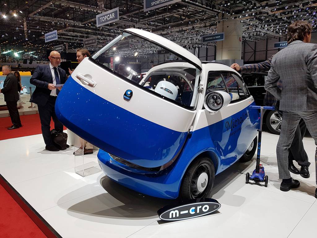 Microlino Faróis de leds ficam na face dos retrovisores