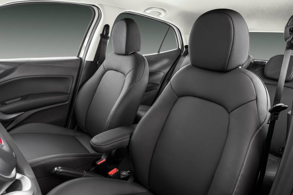 Fiat Argo Precision 1.8 Automático