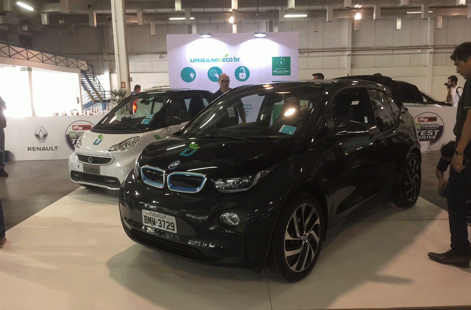 Salão de Veículos elétricos tem entrada gratuita e está aberto até dia 23