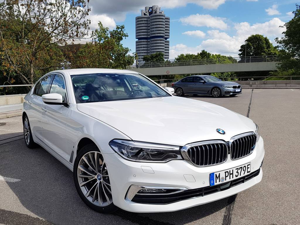 BMW Série 5 híbrido deve vir para o Brasil em 2018