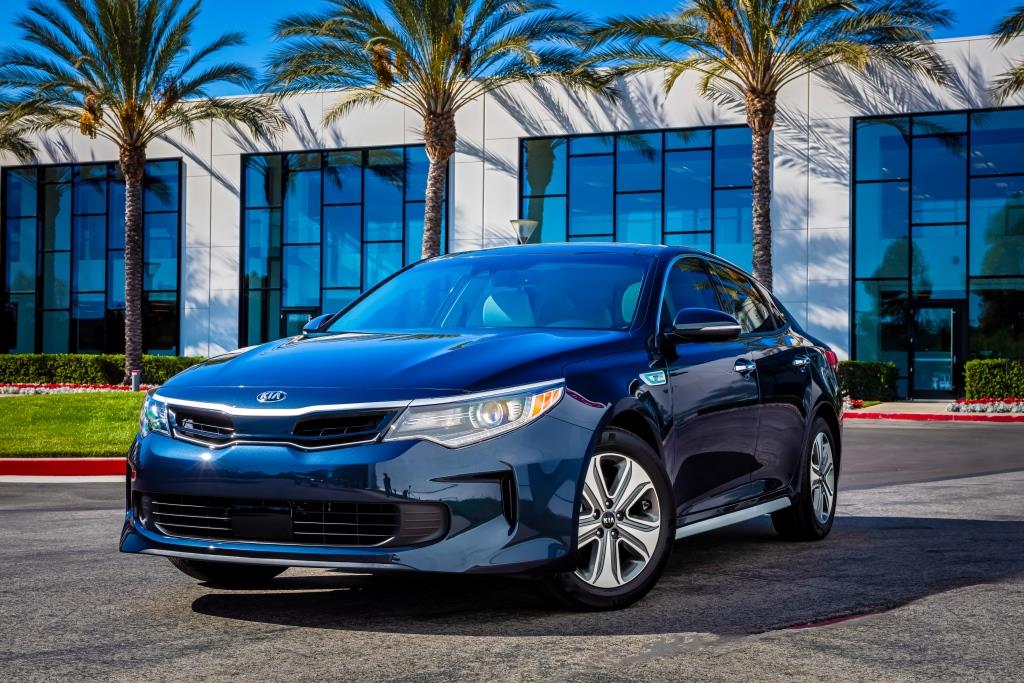 kia-optima kia-optima
