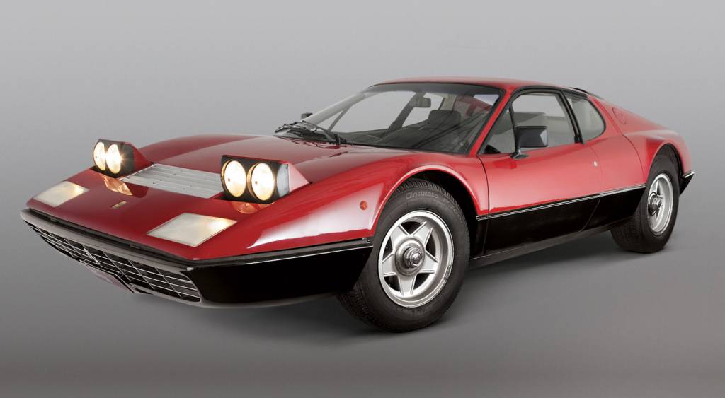Clássicos: Ferrari Berlinetta Boxer, curva radical