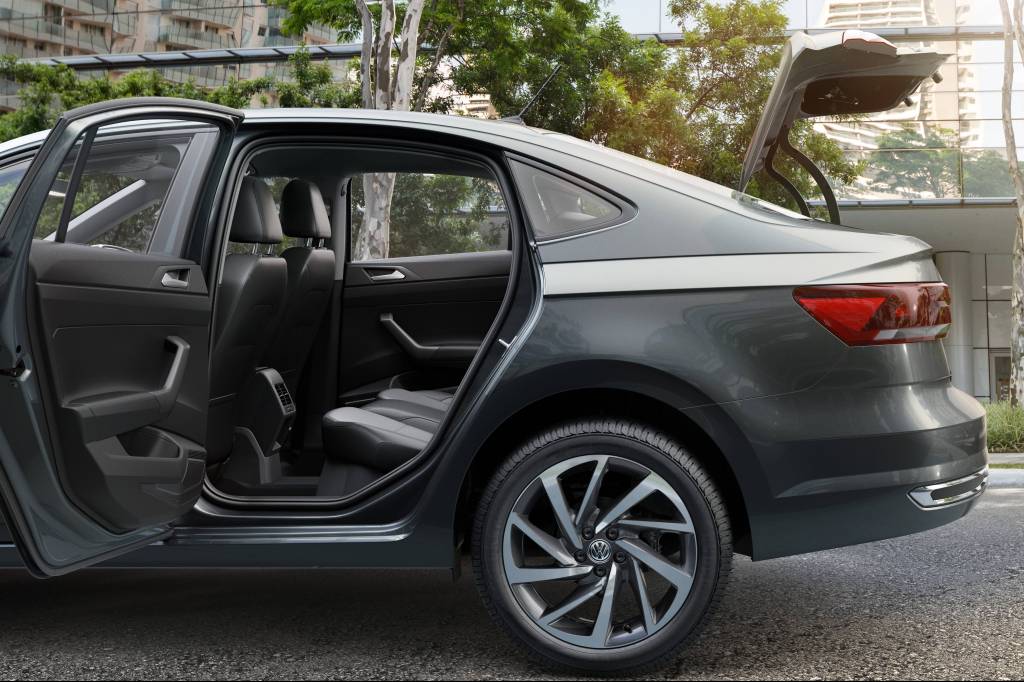 Correio técnico: bater a porta pode provocar algum dano no carro?