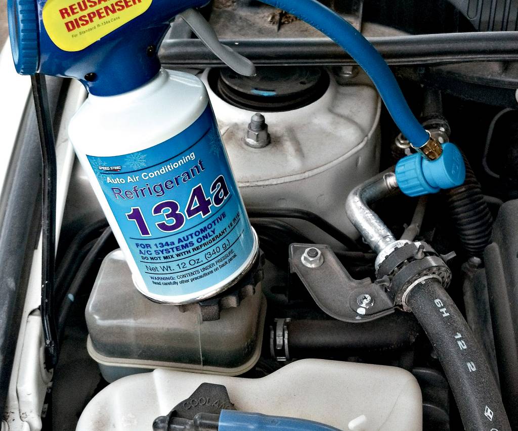 Ar-condicionado do carro não gela? Solução pode não ser recarga de gás