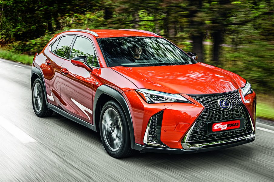 Lexus UX 250h, rival de X2, GLA e XC40, chega 100% híbrido por R$ 169.990