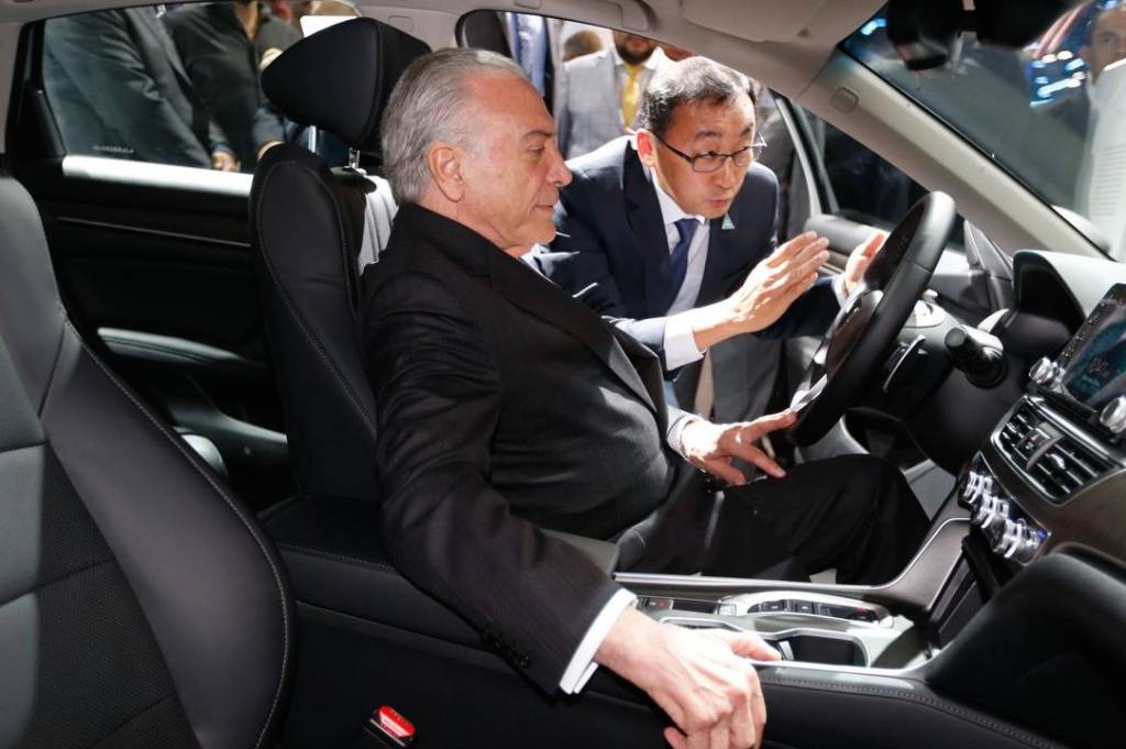 Michel Temer assina Rota 2030 que pode deixar carros mais baratos