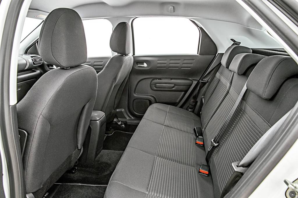 comparativo suvs atÉ 85.00 ford ecosport citroen c4 cactus jeep renegade hyundai compass nissan kicks (27) comparativo suvs atÉ 85.00 ford ecosport citroen c4 cactus jeep renegade hyundai compass nissan kicks (27)