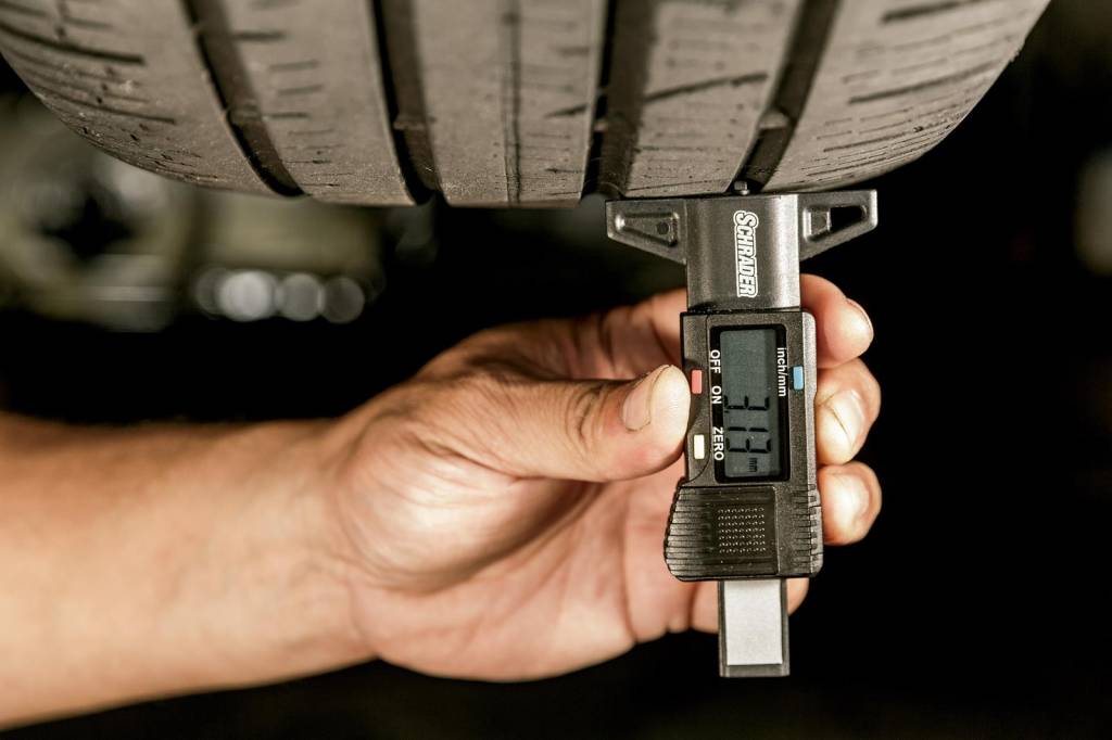 Longa Duração: pneus do Jeep Compass chegam ao fim e dão alguns sustos