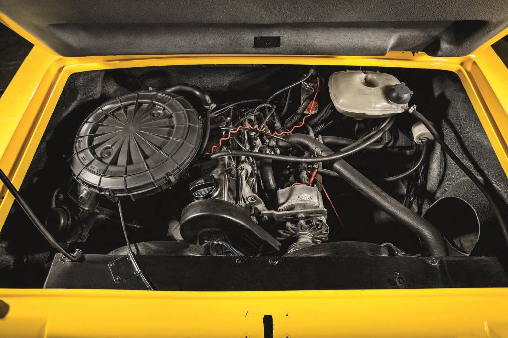 Automóvel AM4, da Puma, 1993. Automóvel AM4, da Puma, 1993.