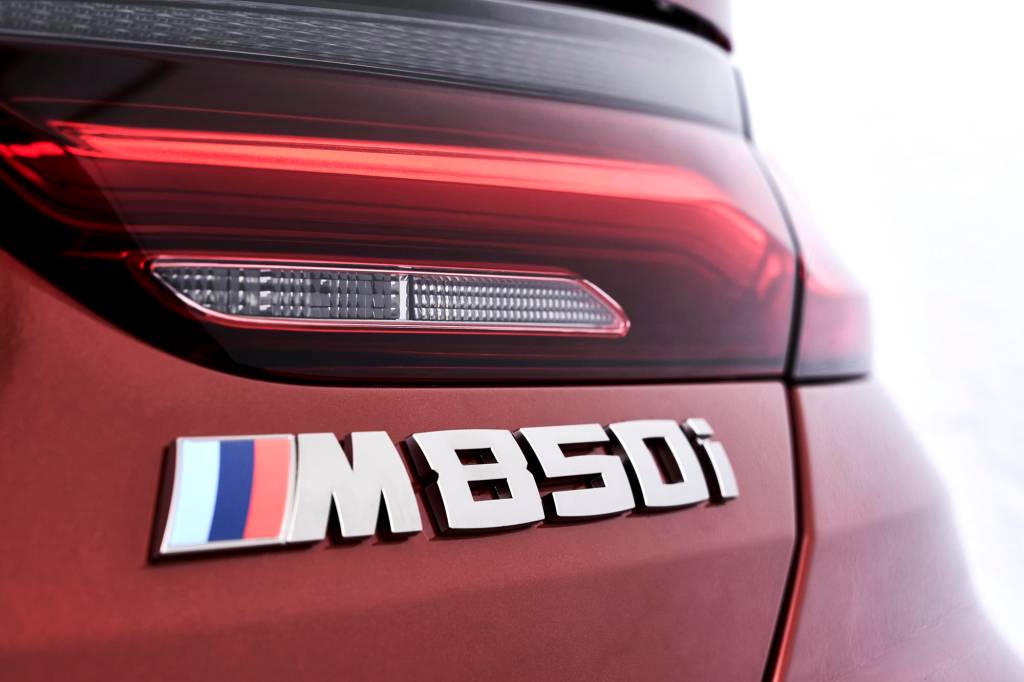 BMW Serie 8 Coupe 850i (21) BMW Serie 8 Coupe 850i (21)