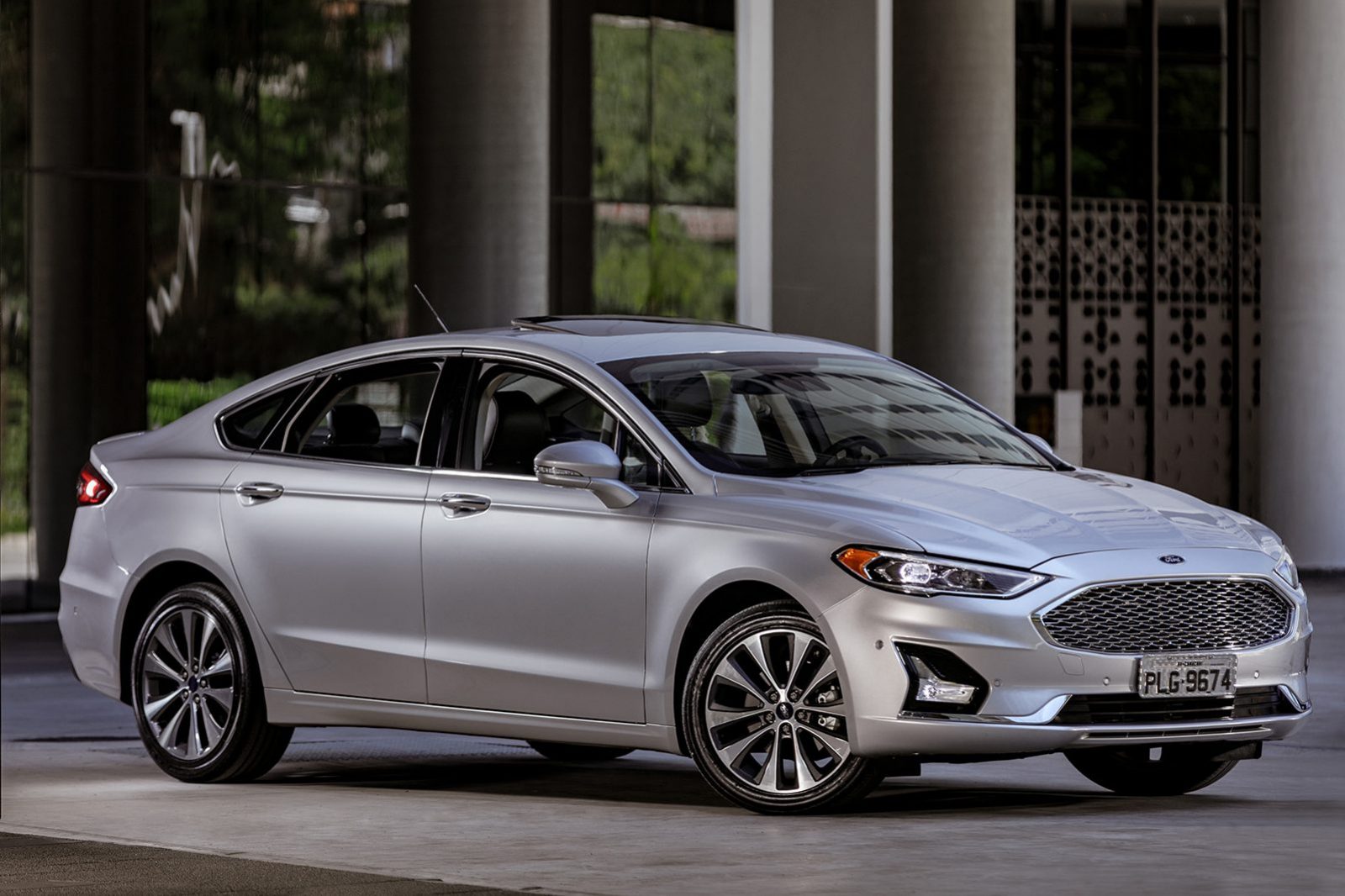 FordFusionTitanium2019-1