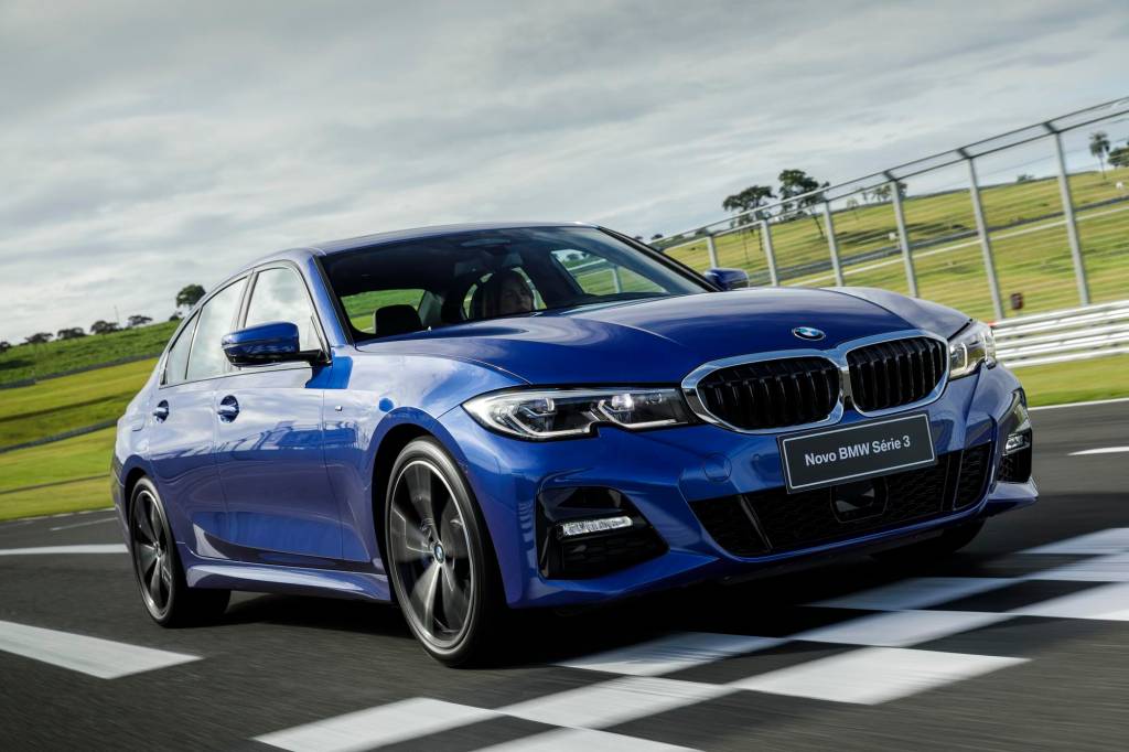 BMW 330i-36 Impressões: novo BMW Série 3 tem até inteligência artificial a R$ 269.950