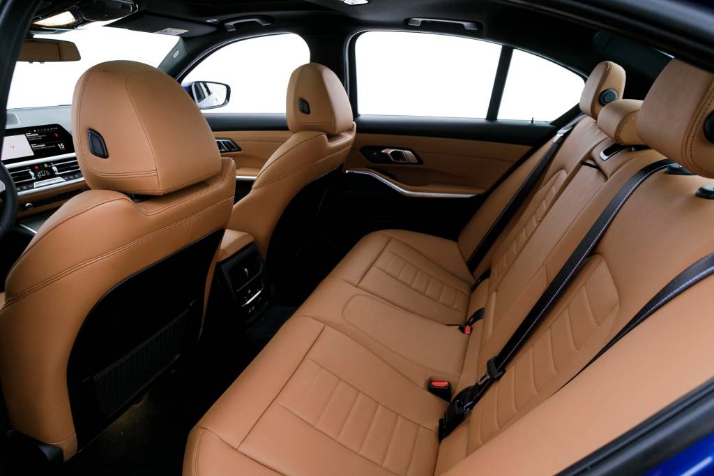 BMW 330i-97 BMW 330i-97