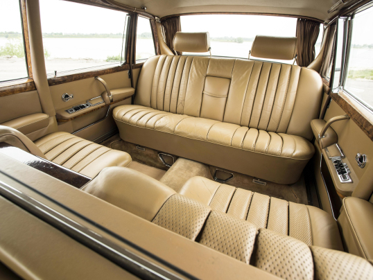 mercedes-benz_600_4-door_pullman_limousine_7 mercedes-benz_600_4-door_pullman_limousine_7