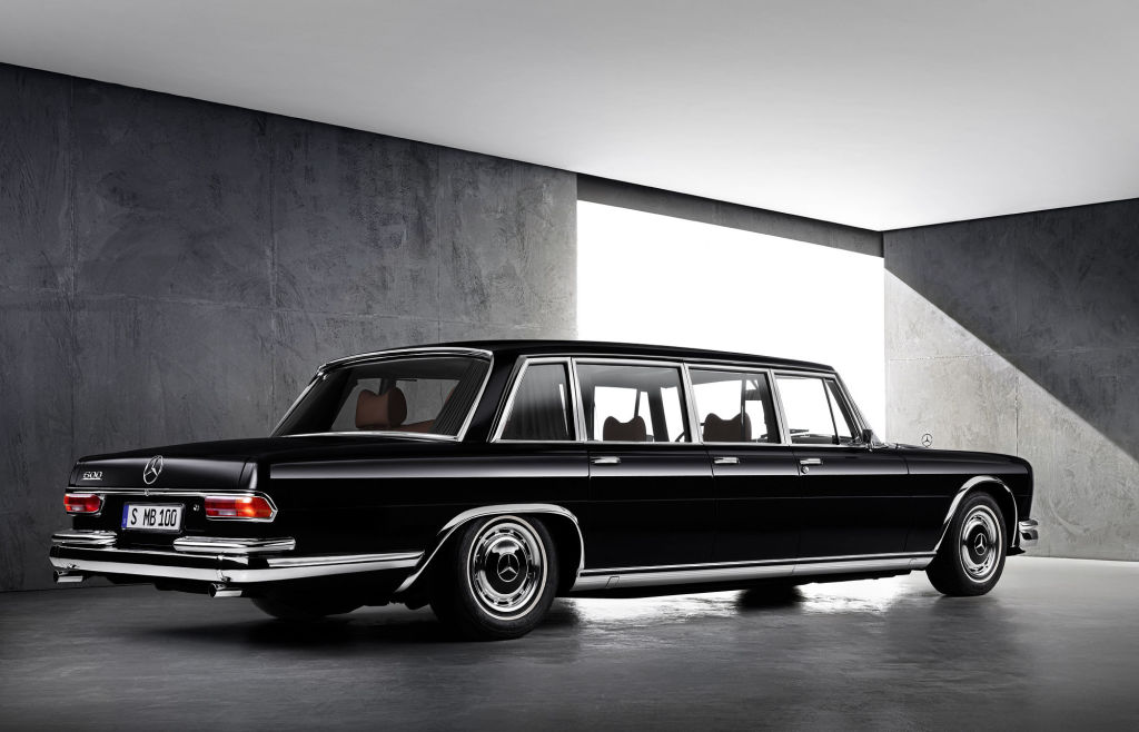 mercedes-benz_600_6-door_pullman_limousine_1 mercedes-benz_600_6-door_pullman_limousine_1