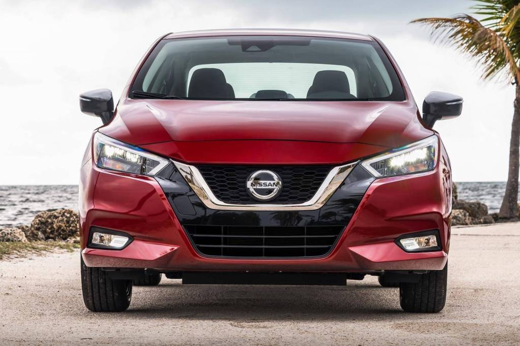 2020 Nissa Versa (1) 2020 Nissa Versa (1)