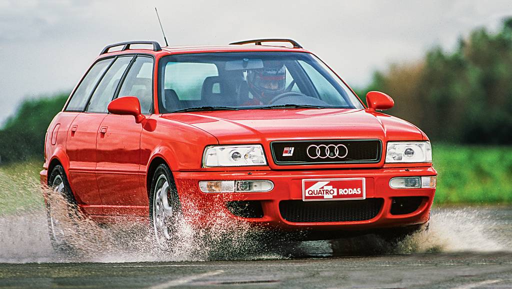 Audi Avant RS2. Audi Avant RS2.